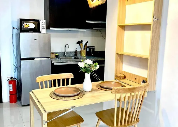 Aparthotel One-bedroom And Near Sm , It Park And Ayala Mall - No Parking At Bamboo Bay Community 4*