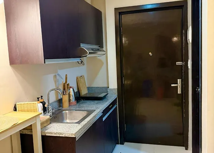 Aparthotel One-bedroom And Near Sm , It Park And Ayala Mall - No Parking At Bamboo Bay Community Mandaue-stad